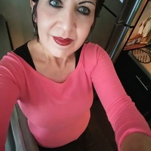 Meet your Posher, Yolanda